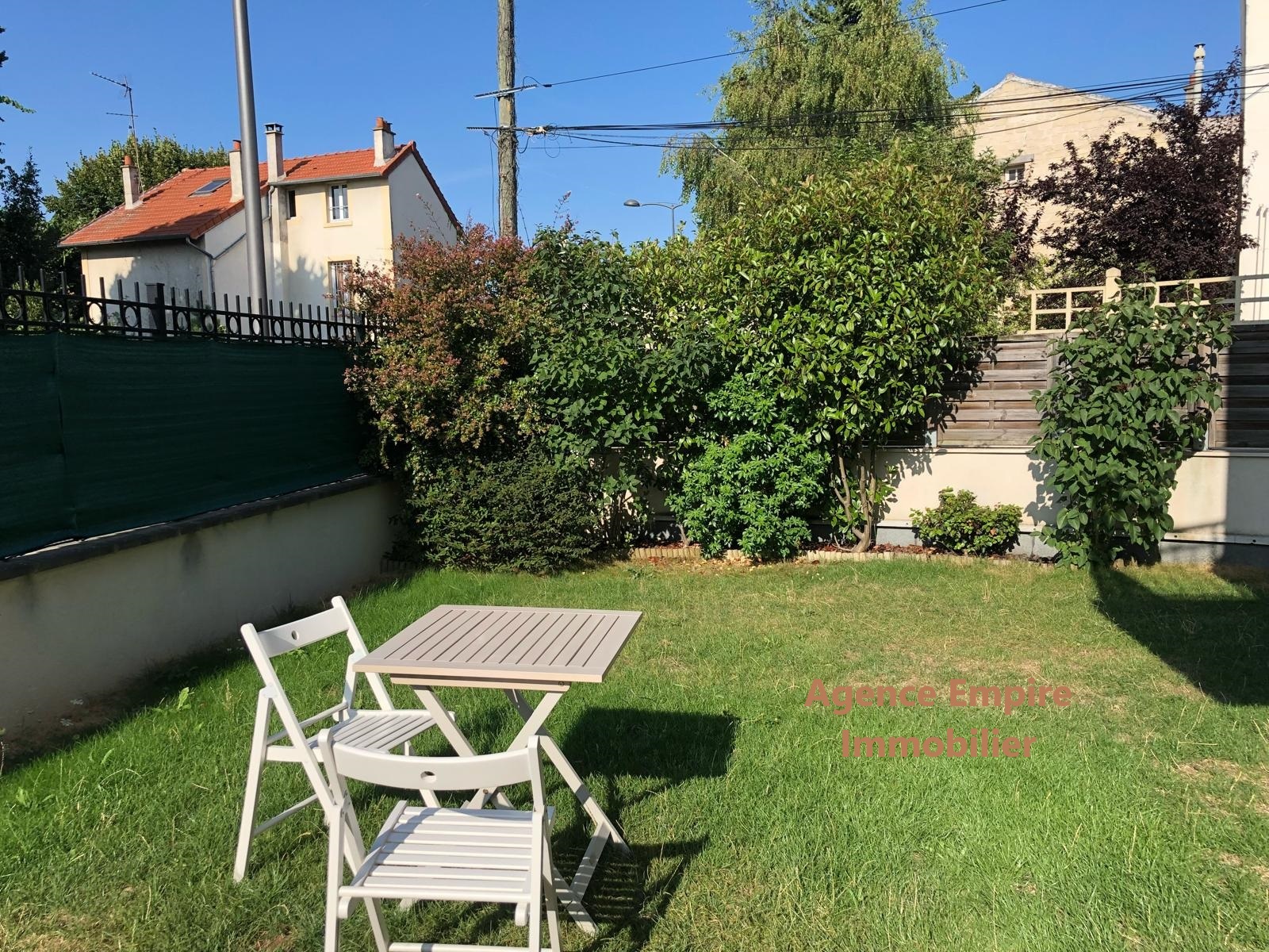 Maison à Chatou 625 000 €   ( Réf 1063)