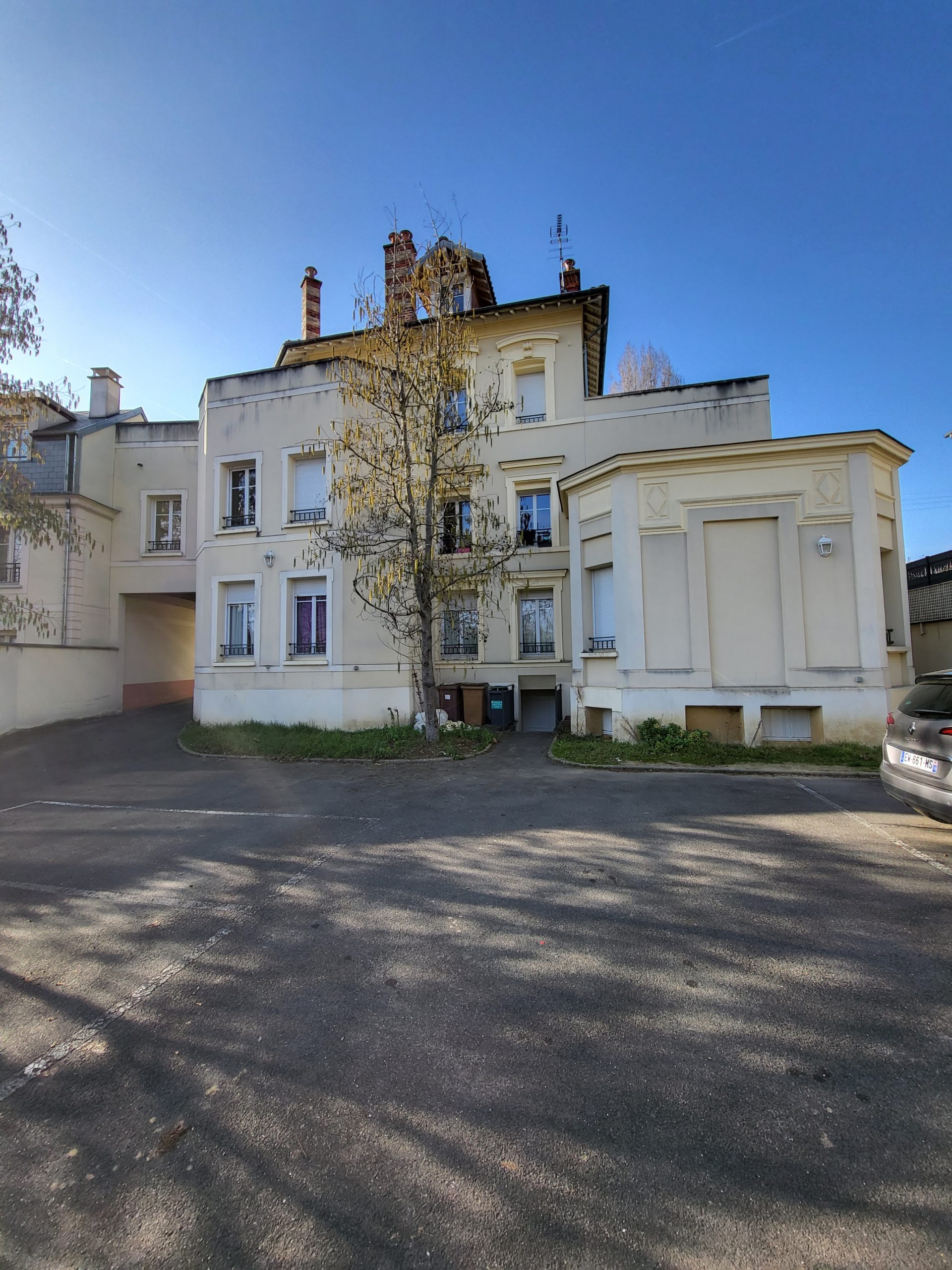 4 Pièces à Chatou 1 345 € Trop tard loué par l’Agence (Réf 1070 )