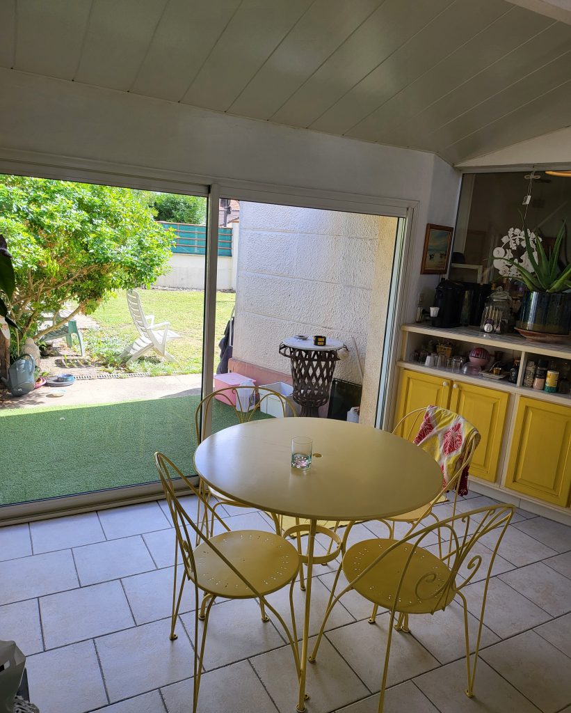 Maison à Rueil-Malmaison 845 000 € ( Réf 1090) Maison à Rueil-Malmaison 845 000 € ( Réf 1090)